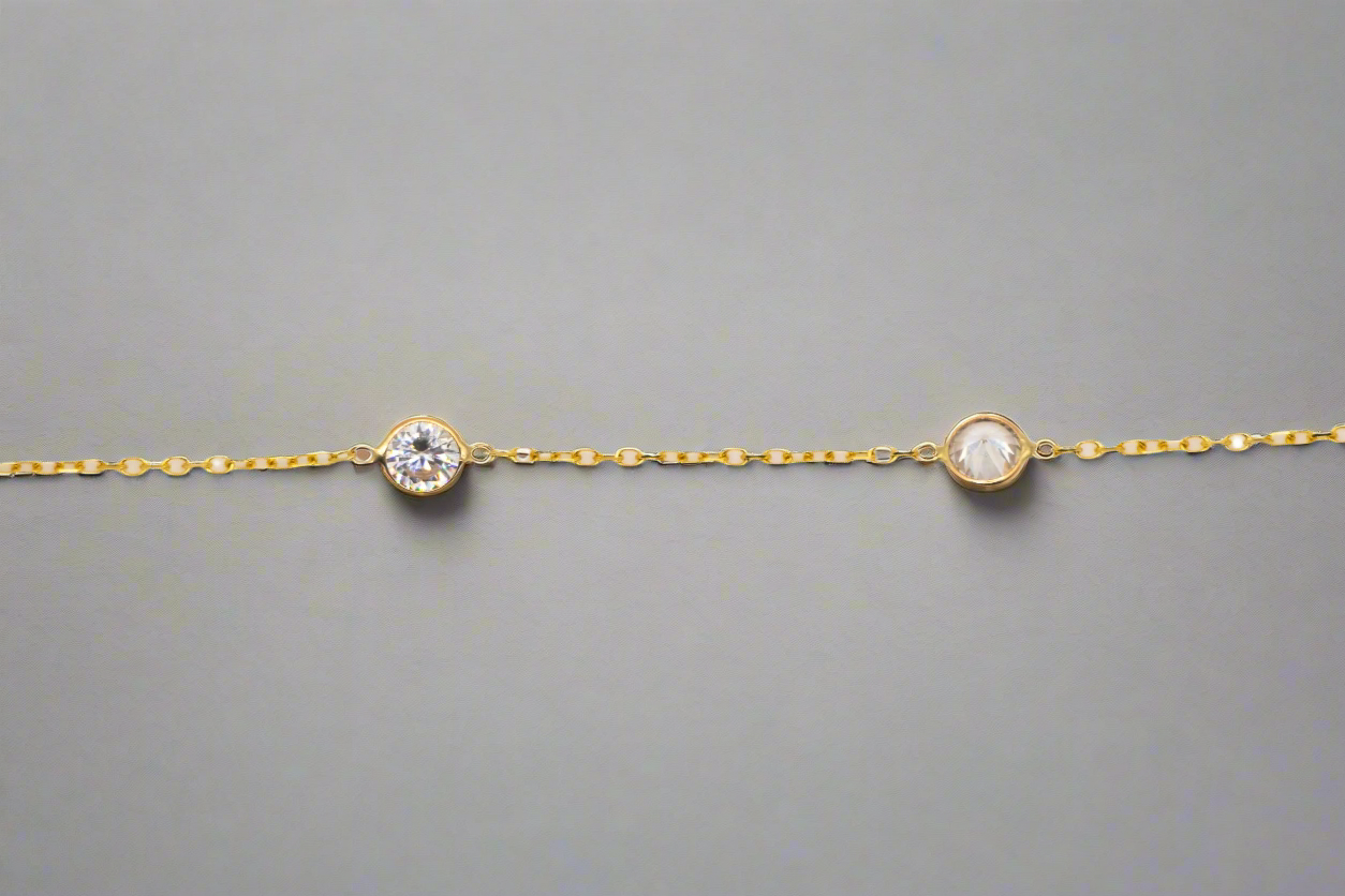 14k Yellow Gold Necklace with Circle Diamonds