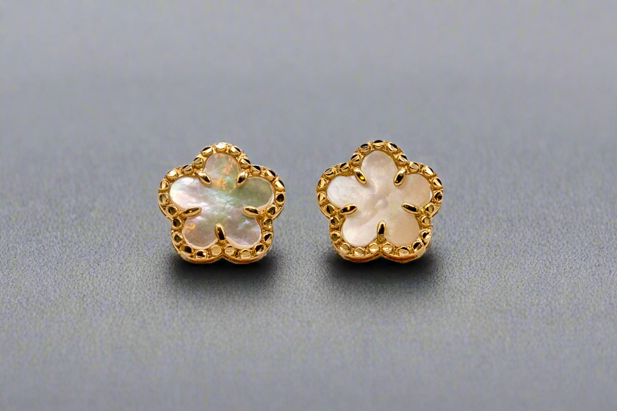 14K Gold Mother of Pearl Clover Earrings