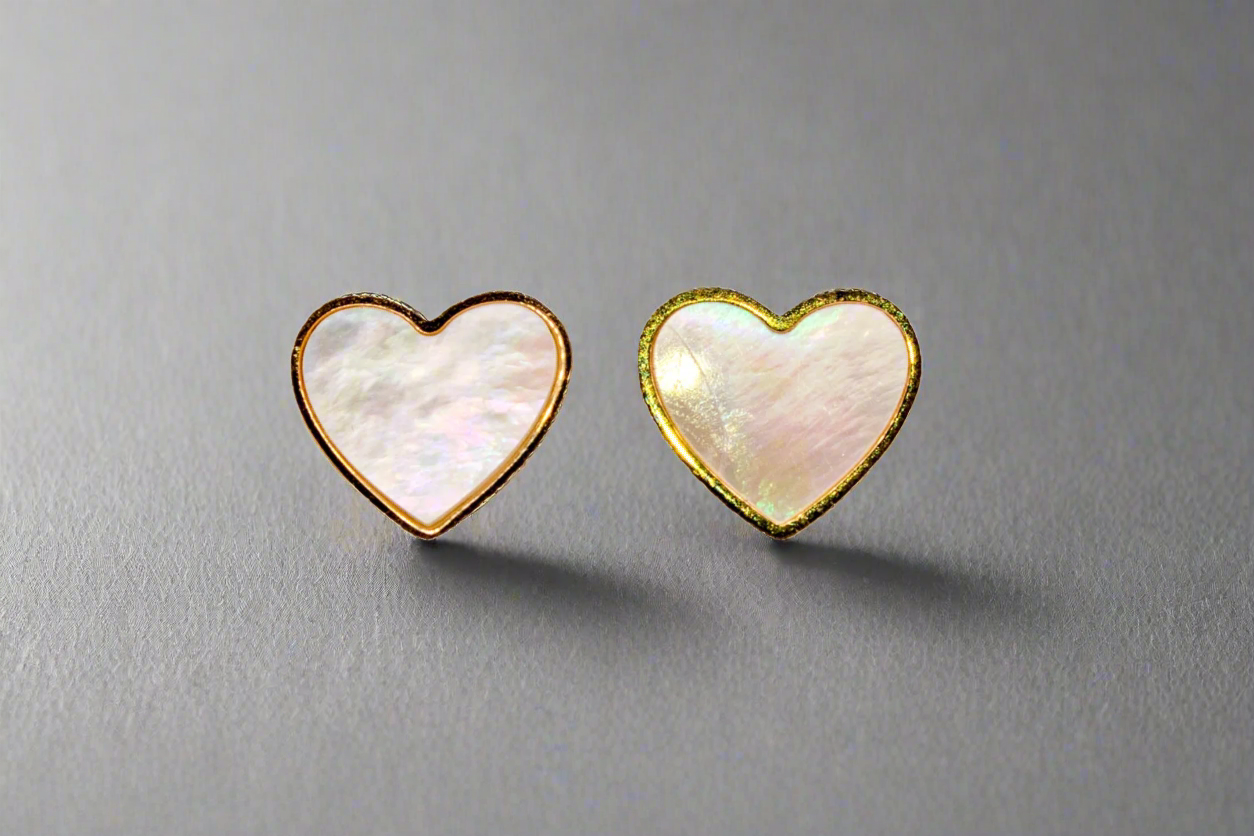 14k Gold Mother of Pearl Heart Earrings