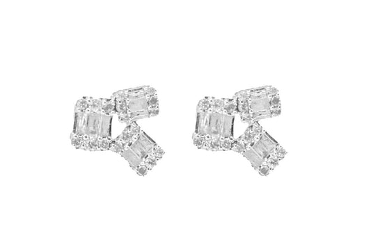 14k Gold Three Diamond Stud Earrings