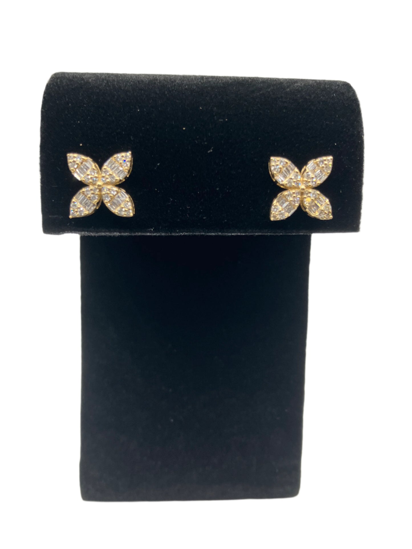 14k Gold Diamond Four Leaf Flower Earrings