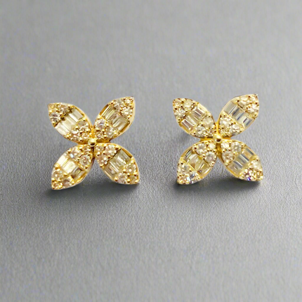 14k Gold Diamond Four Leaf Flower Earrings